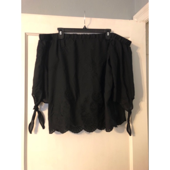 Xhilaration Tops - Xhilaration off the shoulder black top size XXL
